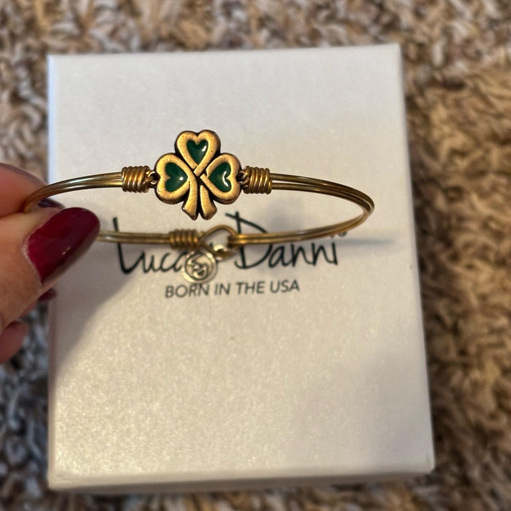 Luca + Danni Gold and Green Clover Bracelet Trio - Picture 4 of 6
